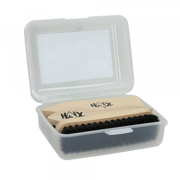 kit des brosses à chaussures