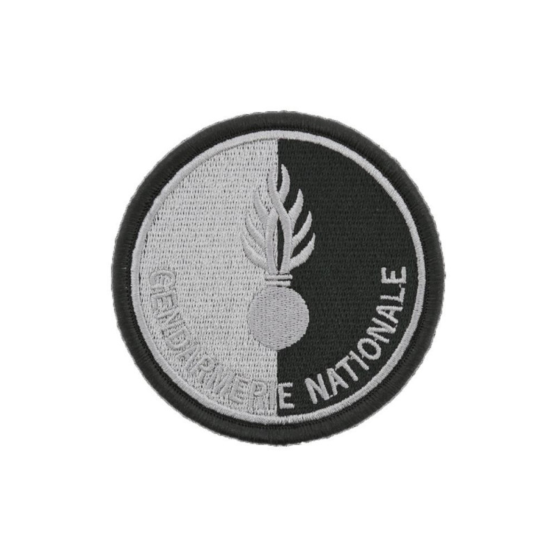 Ecusson de bras brodé Gendarmerie Nationale basse visibilité noir.