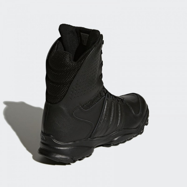 Chaussures Adidas GSG9 V2