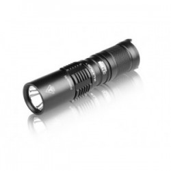 Lampe tactique compacte rechargeable XT1C LED - 700 Lumens