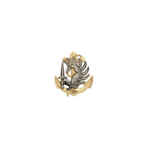 Insigne de béret argenté/doré Troupes Aéroportées de Marine